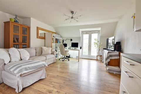 2 bedroom flat for sale, Marsh Way, Camber, Rye