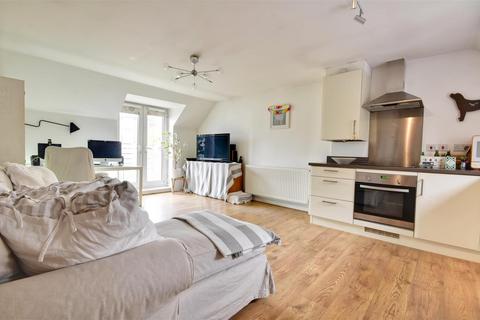 2 bedroom flat for sale, Marsh Way, Camber, Rye