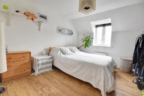 2 bedroom flat for sale, Marsh Way, Camber, Rye