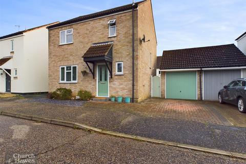 3 bedroom link detached house for sale, Longship Way, Maldon