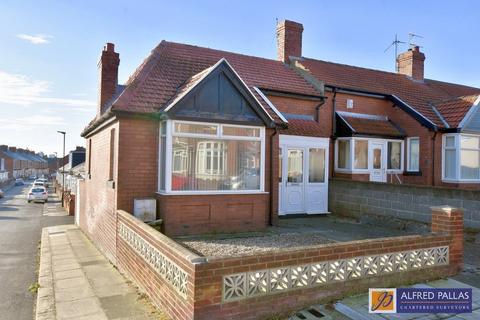 3 bedroom end of terrace house for sale, Atkinson Road, Fulwell