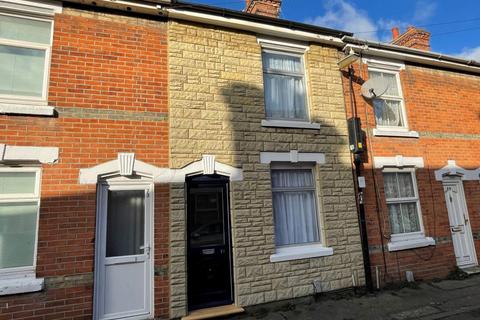 3 bedroom house to rent, HYTHE HILL AREA