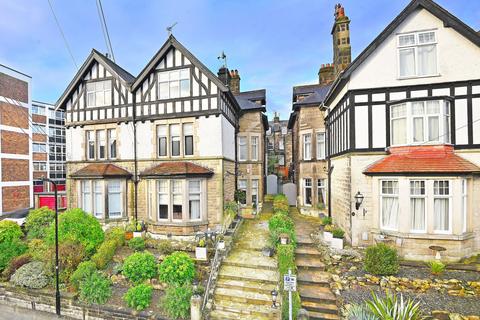 Spring Grove, Harrogate, HG1