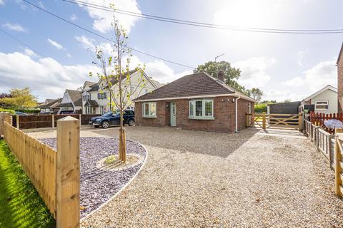 2 bedroom detached bungalow for sale, Mill Road, Colchester CO4