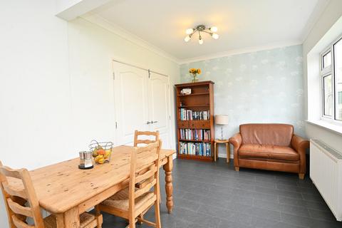 12 Beckwith Close, Harrogate, HG2 0BJ