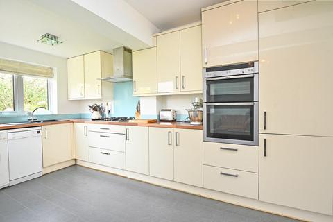 12 Beckwith Close, Harrogate, HG2 0BJ