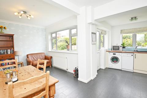 12 Beckwith Close, Harrogate, HG2 0BJ