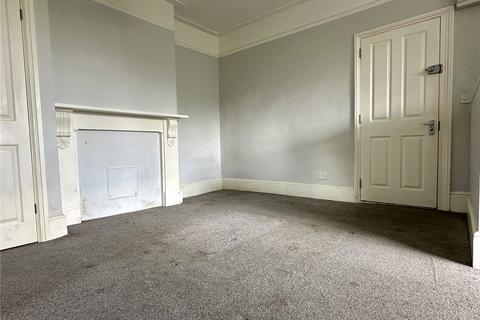 Studio to rent, Farnborough Road, Farnham, GU9