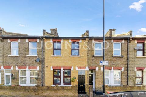 3 bedroom terraced house for sale, Boxley Street, Royal Wharf, E16