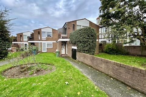 2 bedroom ground floor flat to rent, Duffield Close, Harrow HA1