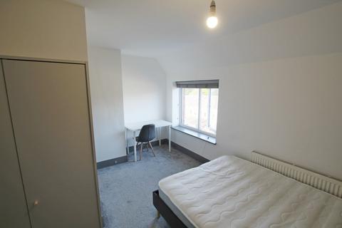 1 bedroom in a house share to rent, Stevenson Street East, Accrington