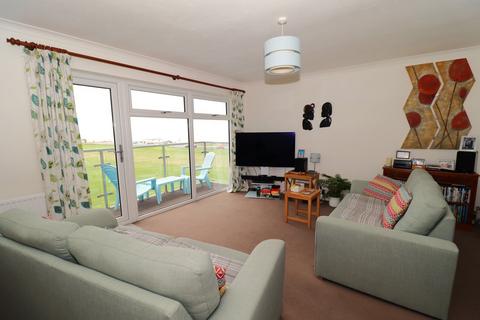 2 bedroom apartment for sale, Sutton Place, Bexhill-on-Sea, TN40