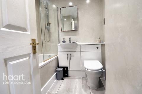 48 Chelmer Drive, South Ockendon, RM15 6EE