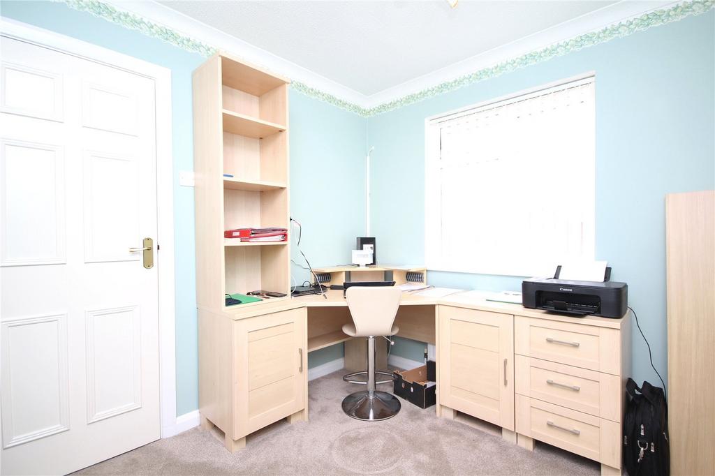 Bedroom 5/Office