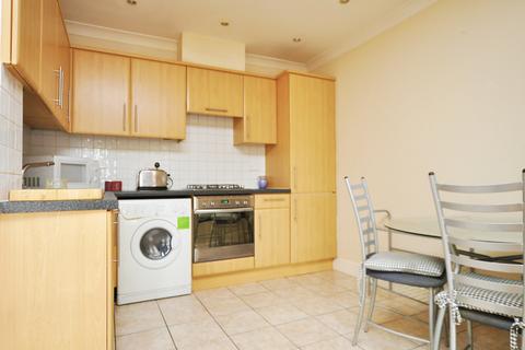 1 bedroom flat for sale, Raven Row, London E1