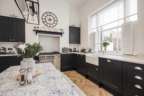 undefined, Nevill Terrace, Tunbridge Wells