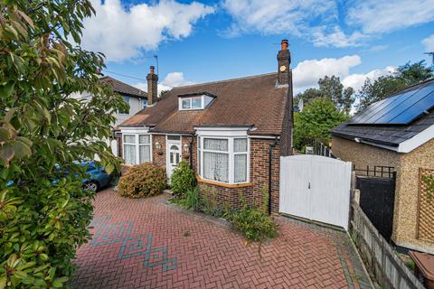 3 bedroom detached bungalow for sale, Old Farm Avenue, Sidcup DA15