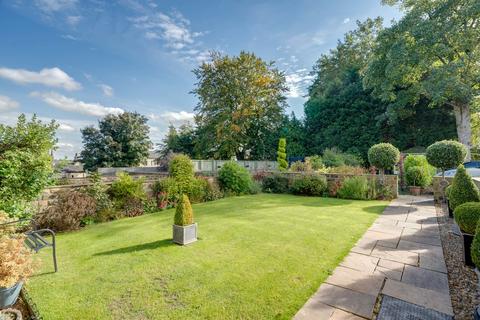 5 bedroom terraced house for sale, Oxford Road, Gomersal