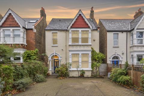 Argyle Road, Ealing, London, W13