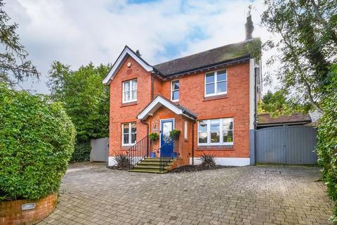 undefined, Cookham Dean Bottom, Cookham Dean, Maidenhead, SL6