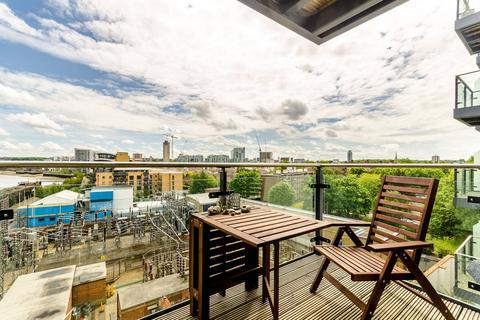 1 bedroom flat to rent, Knights Tower, Deptford, London, SE8