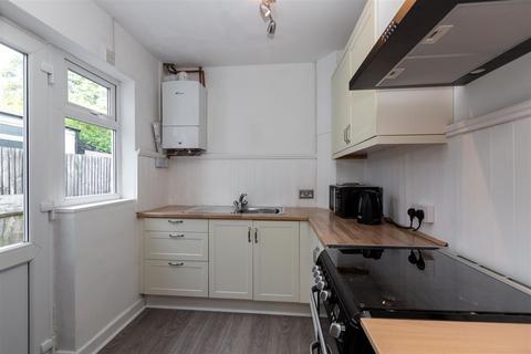 2 bedroom house to rent, Lottie Road, Birmingham B29