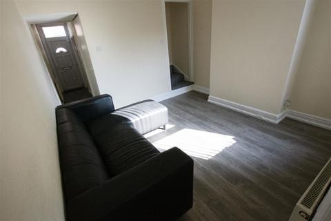 2 bedroom house to rent, Gleave Road, Birmingham B29