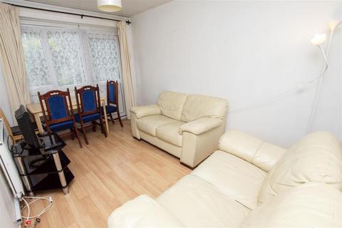 3 bedroom house to rent, Rebecca Drive, Birmingham B29