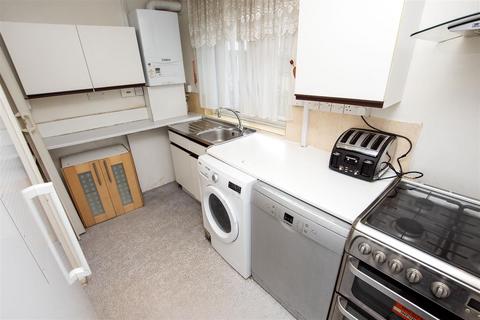 3 bedroom house to rent, Rebecca Drive, Birmingham B29