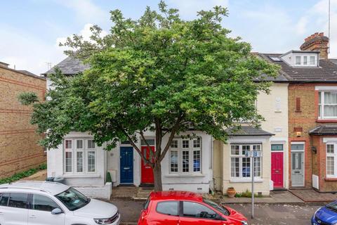 2 Alton Road, Richmond, TW9 1UJ