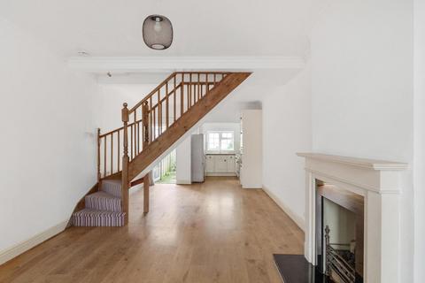 2 Alton Road, Richmond, TW9 1UJ