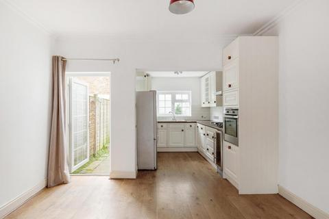 2 Alton Road, Richmond, TW9 1UJ