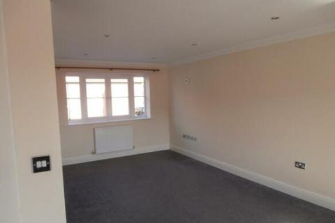 2 bedroom apartment to rent, Riverside, Boston