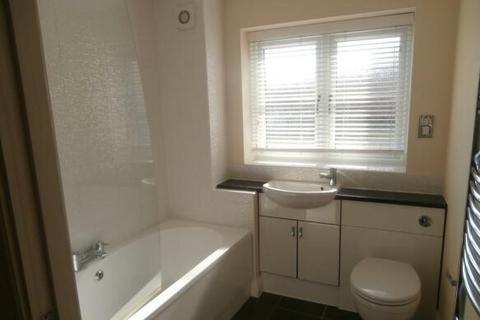 2 bedroom apartment to rent, Riverside, Boston