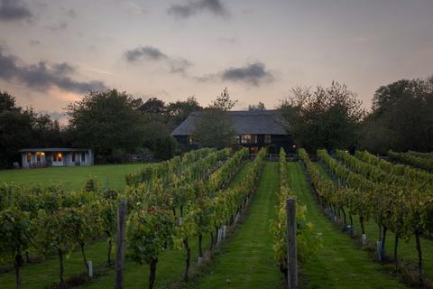 5 bedroom barn for sale, Marley Lane, Battle