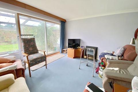 9 Broxburn Road, Warminster, BA12 8EX