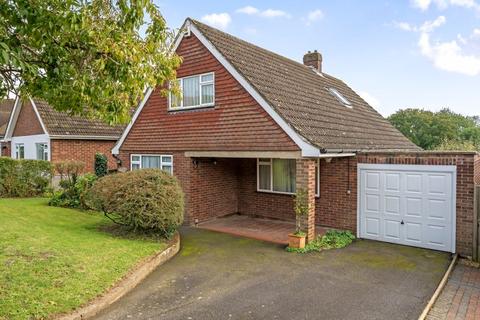 3 bedroom detached house for sale, Romney Way, Tonbridge, TN10 4PG