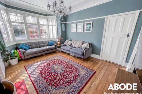 4 bedroom terraced house for sale, Westbourne Grove, Westcliff-On-Sea