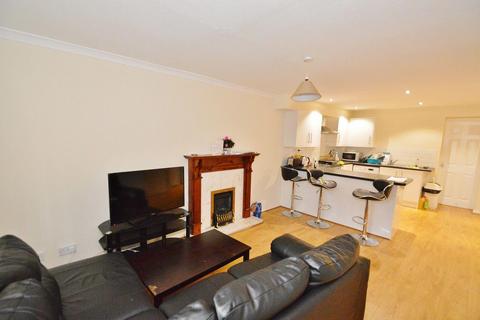 5 bedroom house to rent, Heeley Road, Birmingham B29