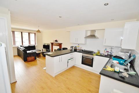 5 bedroom house to rent, Heeley Road, Birmingham B29