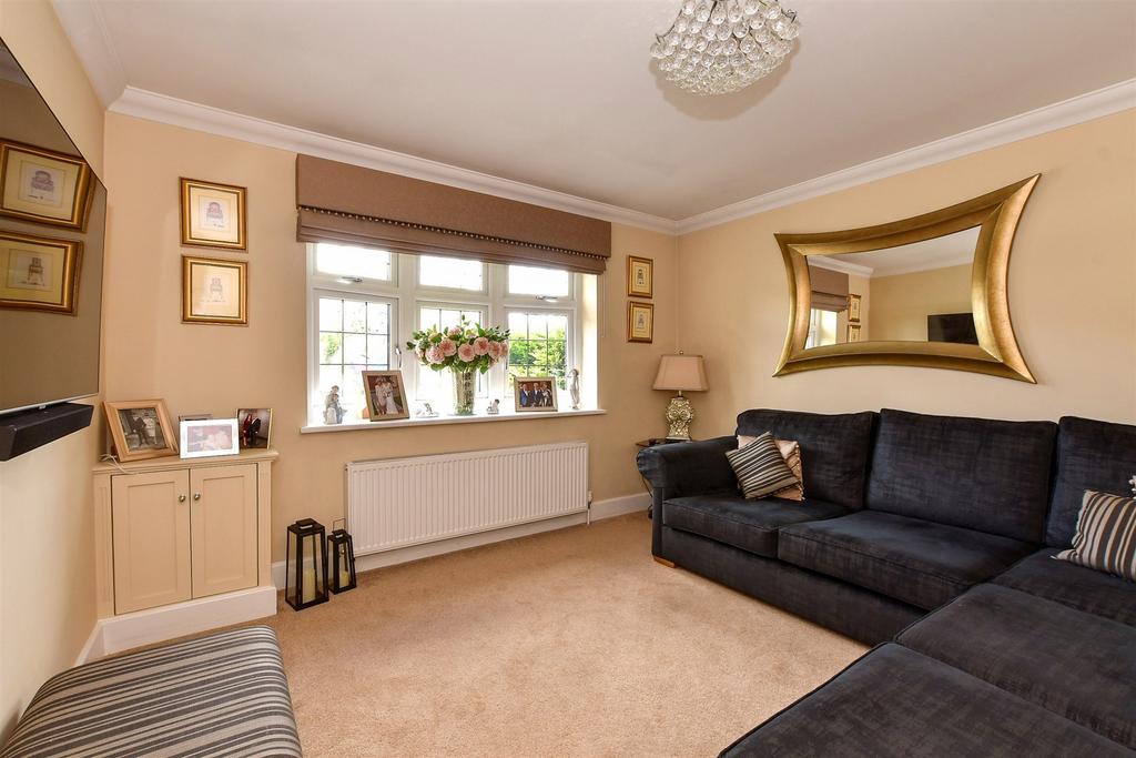 Mill Road, Billericay, Essex 2 bed chalet for sale £550,000