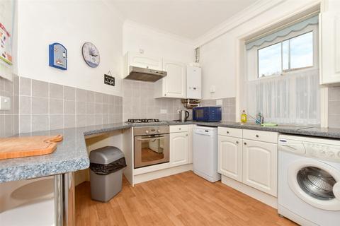 3 bedroom cottage for sale, Grenham Bay Avenue, Birchington, Kent