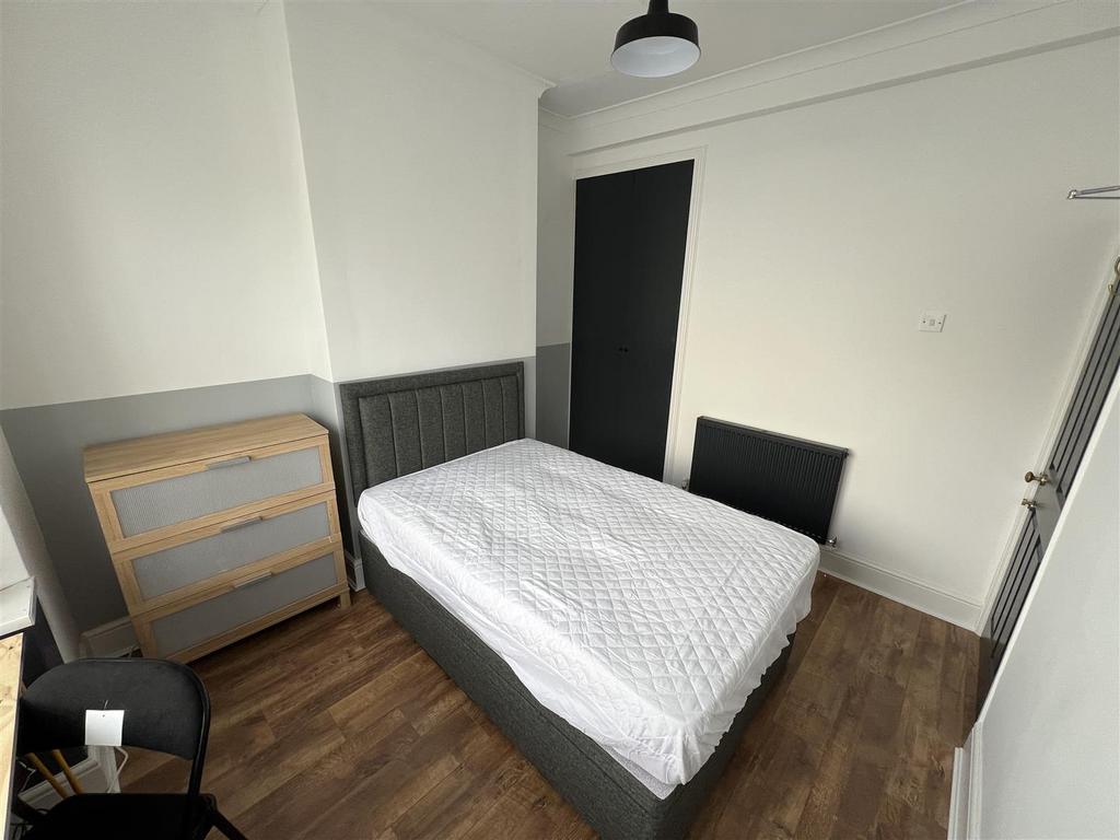 Room 1   angle 2.jpg