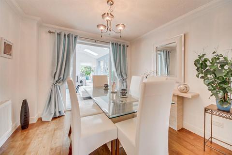 7 Brightstone Close, Banks, Southport, PR9 8FH