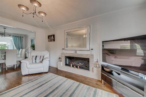 7 Brightstone Close, Banks, Southport, PR9 8FH