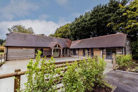 3 bedroom barn conversion for sale, Lamberhurst Road, Horsmonden