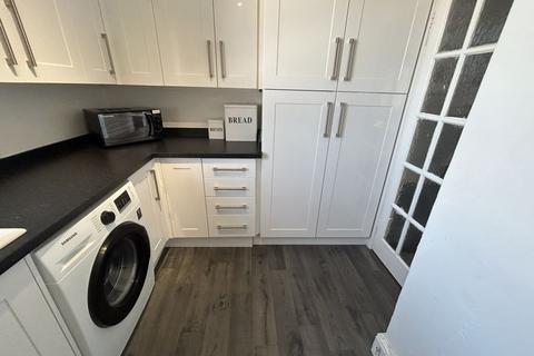 3 bedroom apartment for sale, Village Road, Llanfairfechan