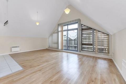 1 bedroom apartment for sale, Gosnold Street, Bury St. Edmunds