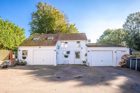 5 bedroom detached house for sale, London Road, Albourne