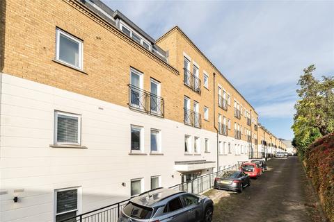 1 bedroom apartment for sale, Denning Mews, London SW12